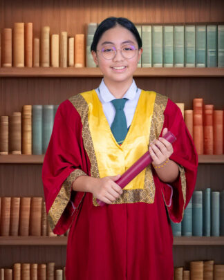 CHLOE SIA HUI SAN谢慧珊 (Bundle: Frame + Class Photo)