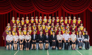 6L Class Photo (8x12 Print + Frame)