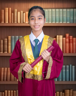 VIOLET TEO YEE LING张忆玲 (Bundle: Frame + Class Photo)