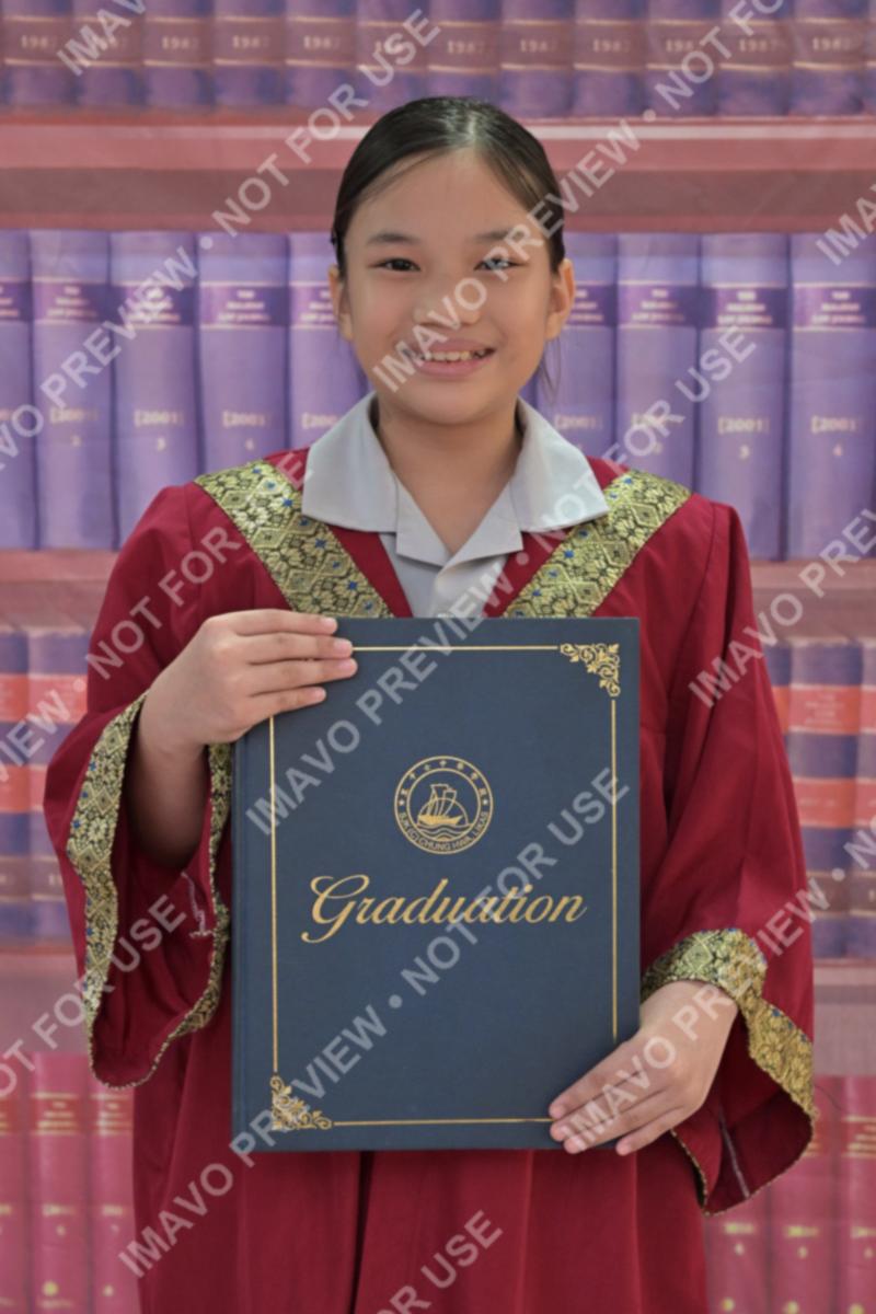 25 陈恩柔 SARAH CLARELYN CHIN EN ROU