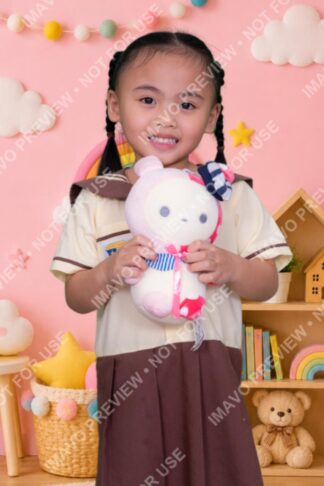 Eshley Leysta Broley